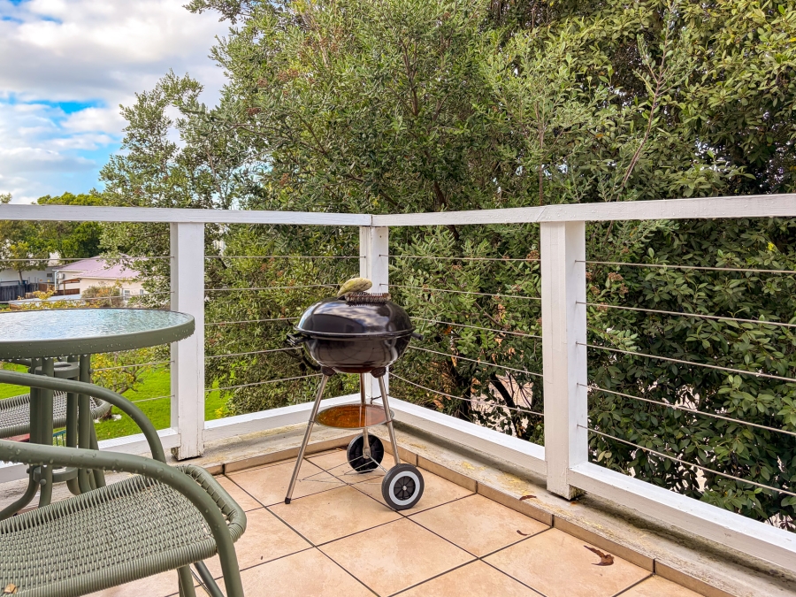1 Bedroom Property for Sale in Knysna Central Western Cape
